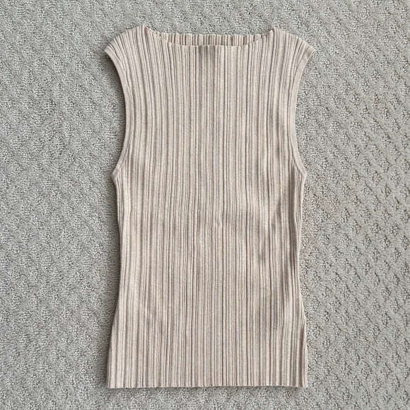 Quince Cotton Cashmere Ribbed Tank Heather Oatmeal M Wardrobe Staple Stretch NWT - Picture 5 of 15